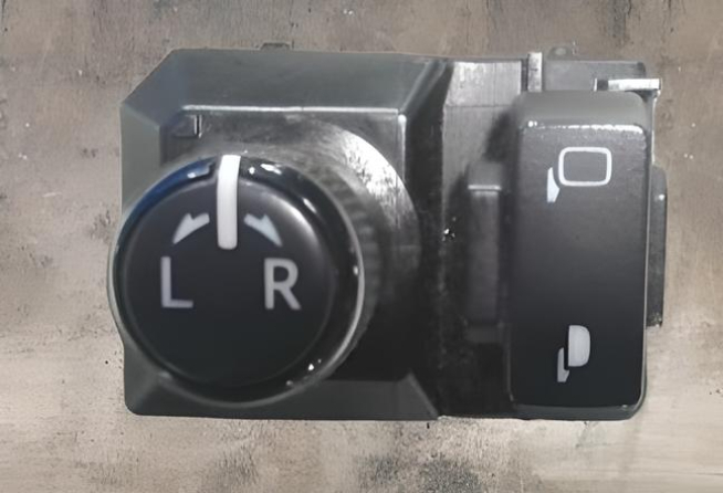 新品 純正品 TOYOTA トヨタ  ドアミラースイッチ シエンタ NHP170G拍卖