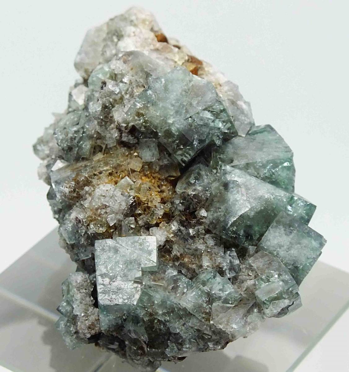 ☆☆ フローライト 蛍石 (強蛍光) <イギリス> UK530 ☆☆拍卖