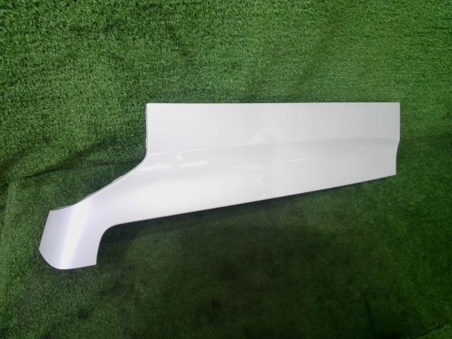 N-BOX エヌボックス DBA-JF3 JF4 スライドレールカバー G EX S07B NH883P 右 白 ホワイト 72545-TTA-013ZS拍卖