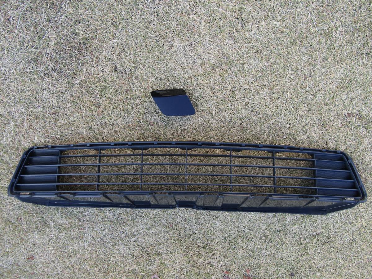 アクア 純正 フロントバンパー ロアグリル ホールカバー グリル NHP10 53112-52370 ■■ 1220804拍卖