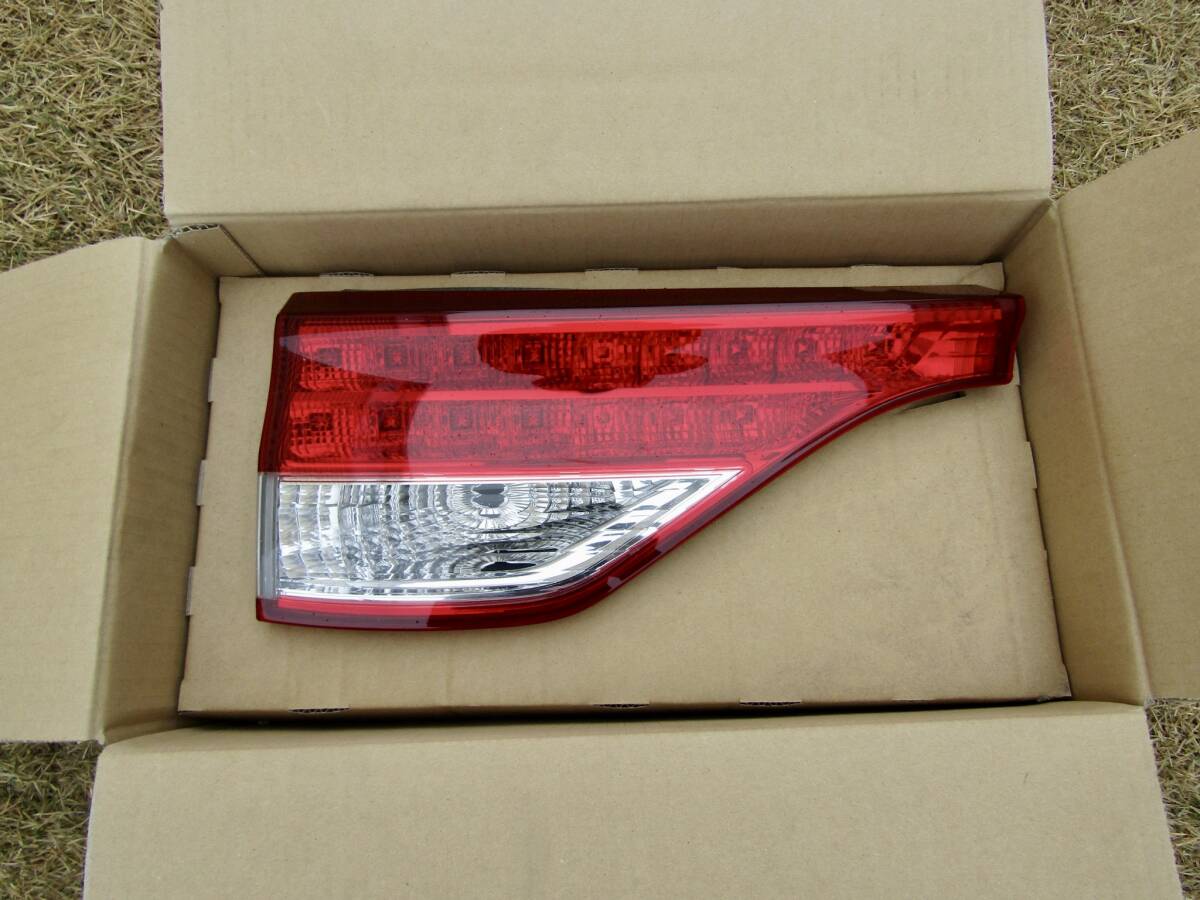 エスティマ 純正 左 テールランプ テール ACR50 50 後期 ICHIKOH28-209 ■■ 1222105拍卖