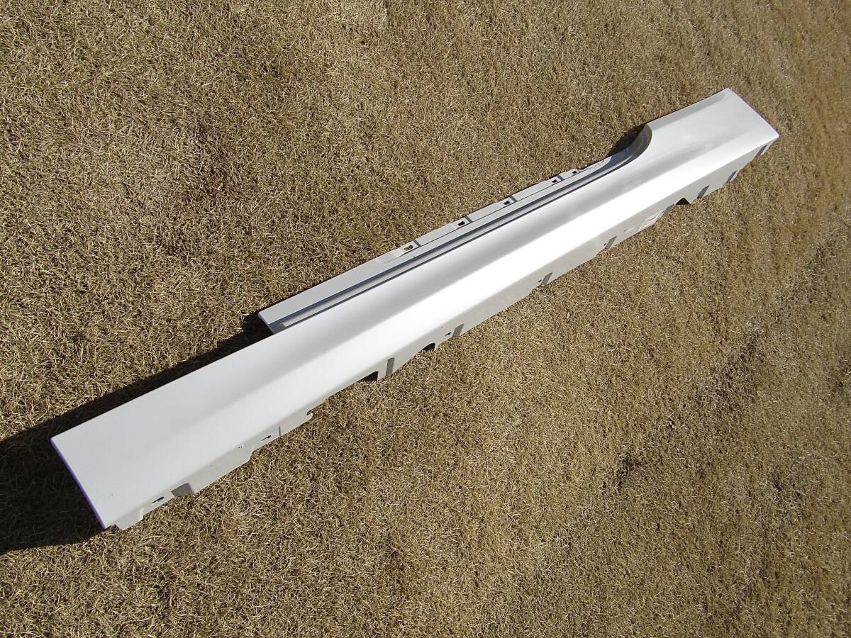 BMW F12 6シリーズ 純正左サイドステップ パールホワイト 5177-7223081 ■■ 1222704拍卖