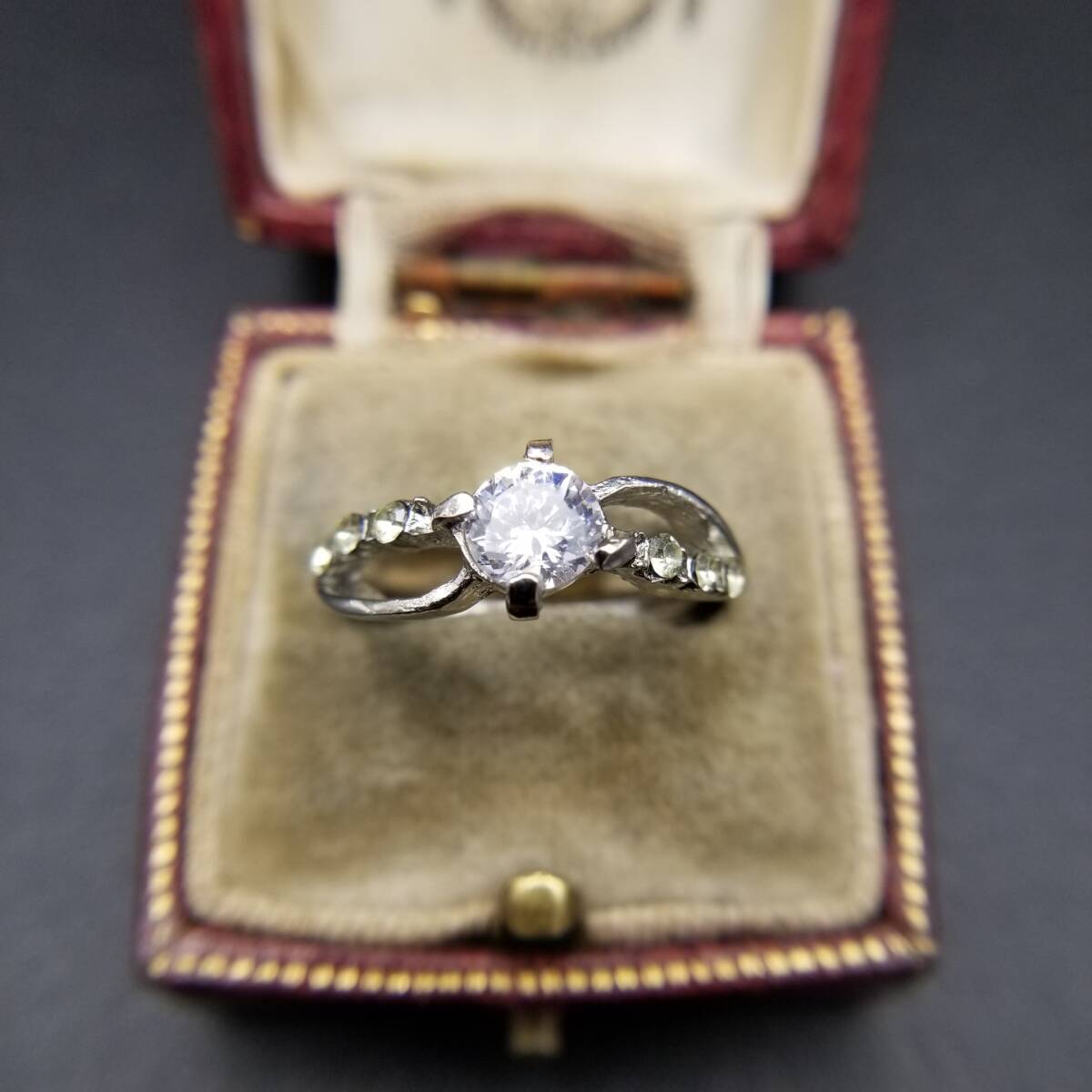 クリア イエロー ラウンド ストーン エレガント 上品 華奢 ヴィンテージ リング 指輪 ジュエリー 輸入 Y13-X拍卖