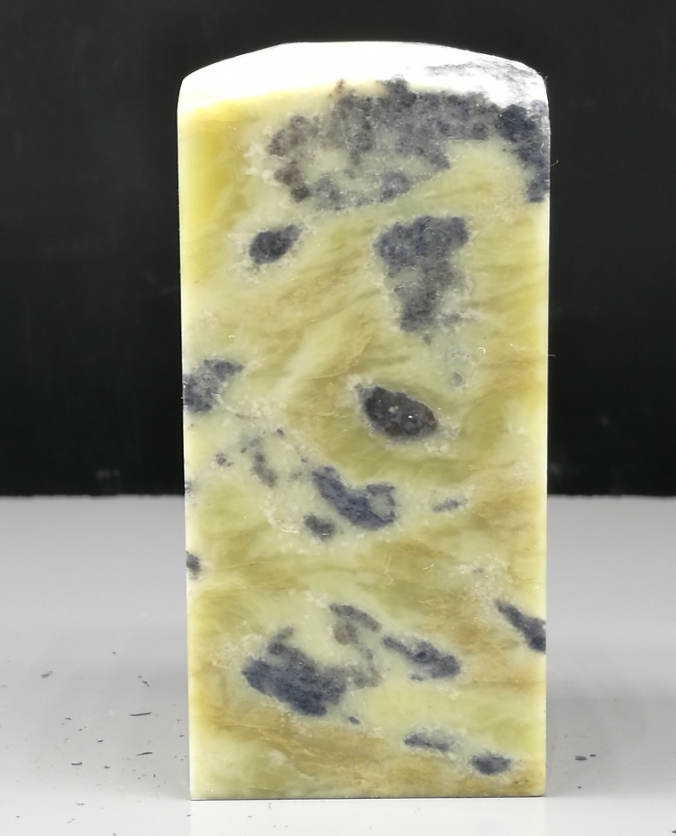 篆刻 印材 青田石 美材1566 サイズ3.5-3.3-7.3CM拍卖