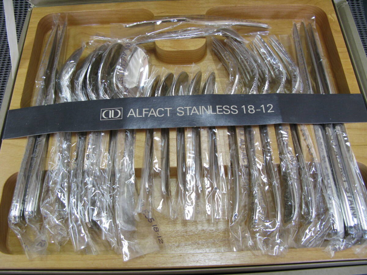 アルファクト◆ソシアル◆22pcs ディナーセット (5客用)◆18-12ステンレス◆未使用保管品拍卖