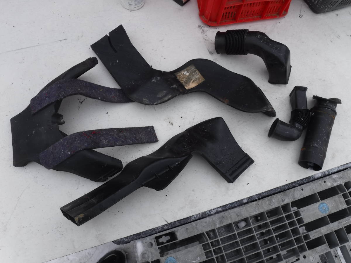 DR30 スカイライン 空調パイプ ダクト ② ヒーター 前期 58年 4ドア 2000ターボRS FJ20ET ニューマン DR30JFT HR30 R30 鉄仮面 RSターボ拍卖