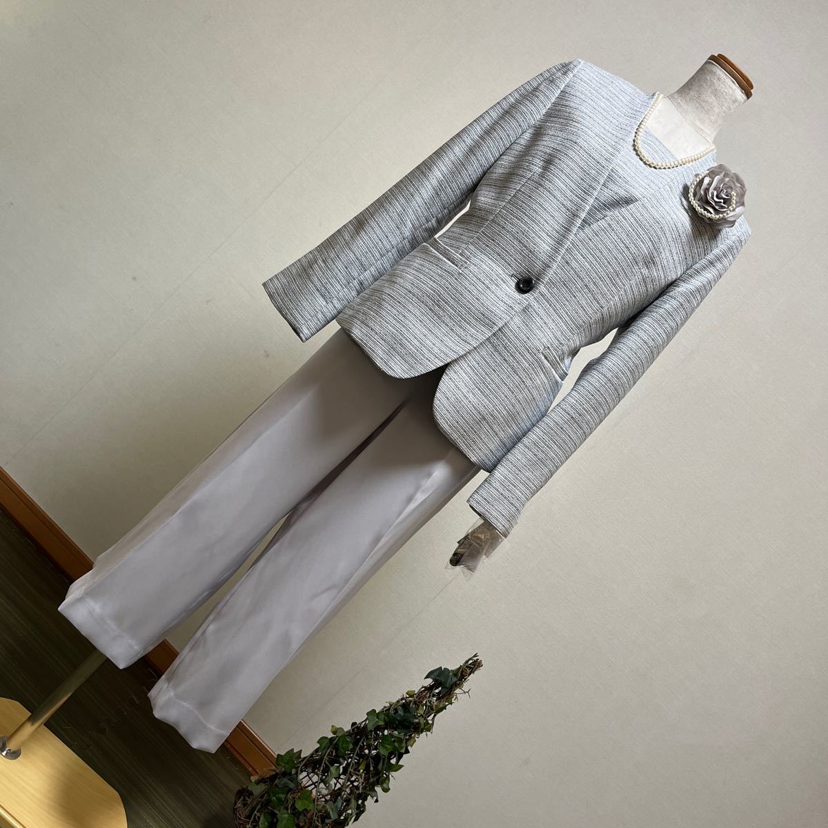 3-43新品フォーマルスーツ セレモニーパンツスーツセットアップ ツイードノーカラージャケット+ブラウス+ワイドパンツ13号L卒業式入学式拍卖