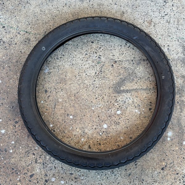 ダンロップ D107 2.50-17 WT 製造年18 残り溝5分 (スーパーカブ ベンリィ メイト バーディー)拍卖