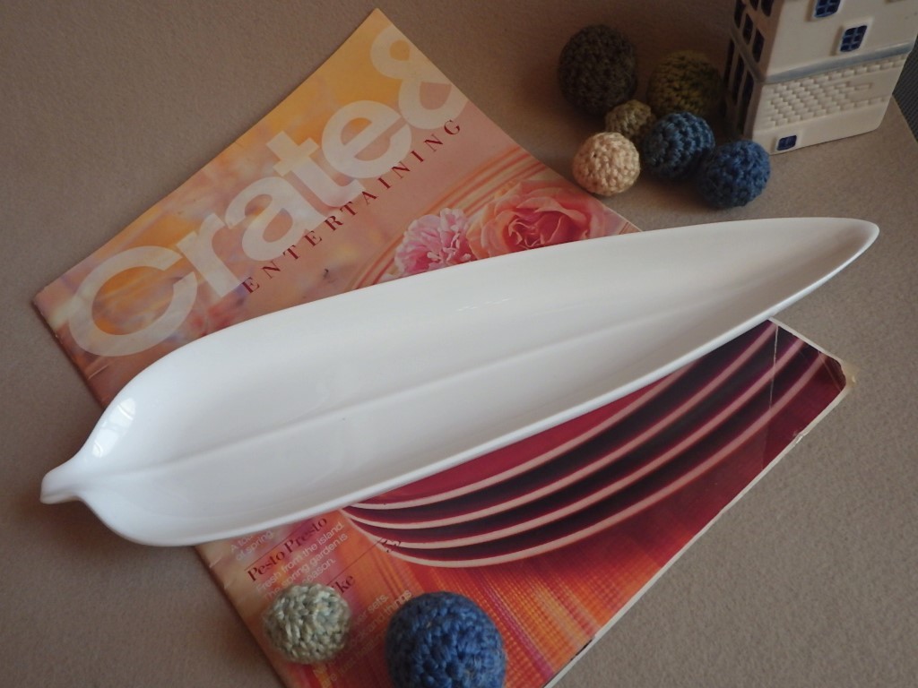 ★未使用 Crate&Barrel NYで購入 白いリーフの素敵なお皿 拍卖