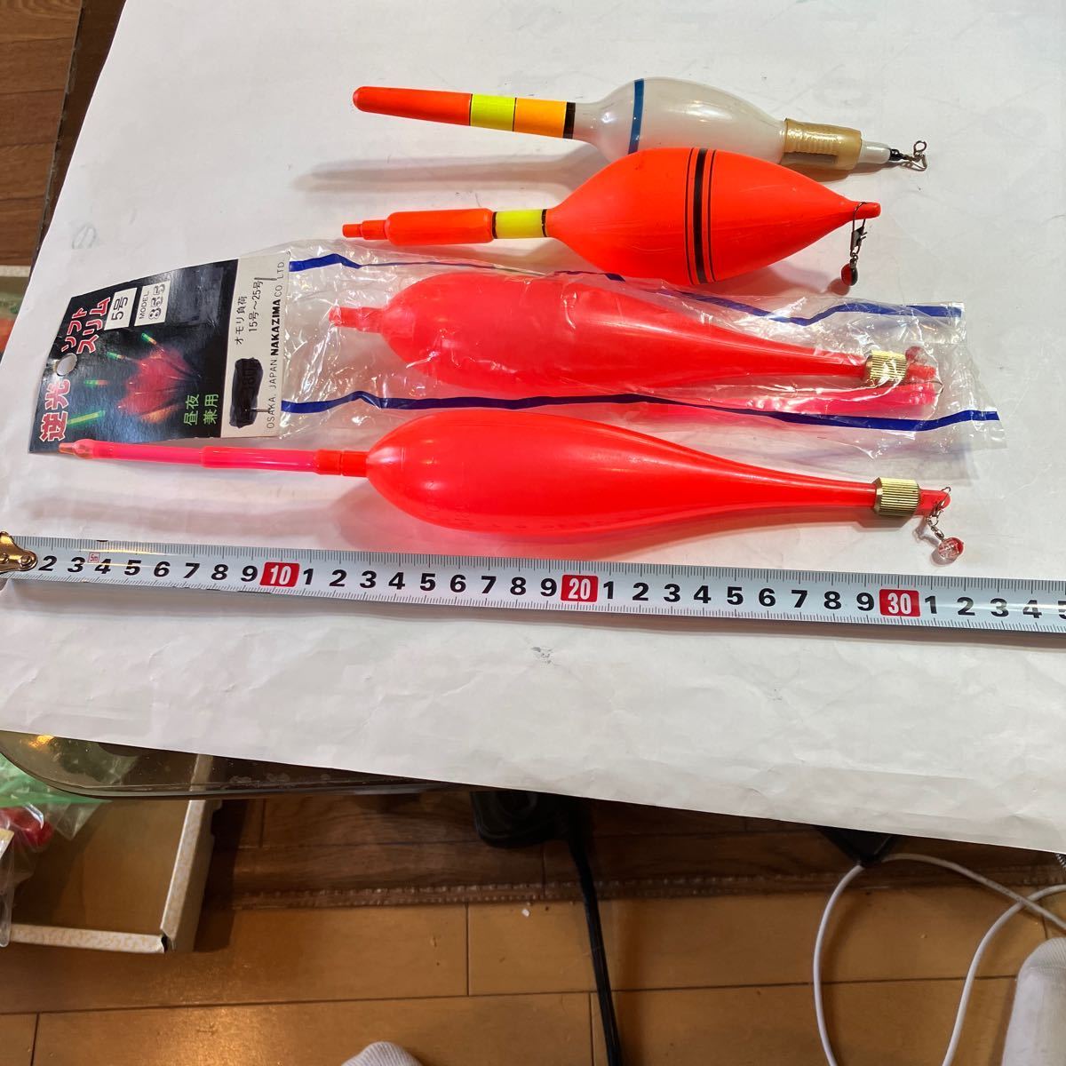 ウキ 遠投カゴ釣り、遠投サビキ釣り用 4つ 自立ウキ 新品 1つ未開封 NPK 逆光ソフト 5号 MODEL855が2つと18と不明拍卖