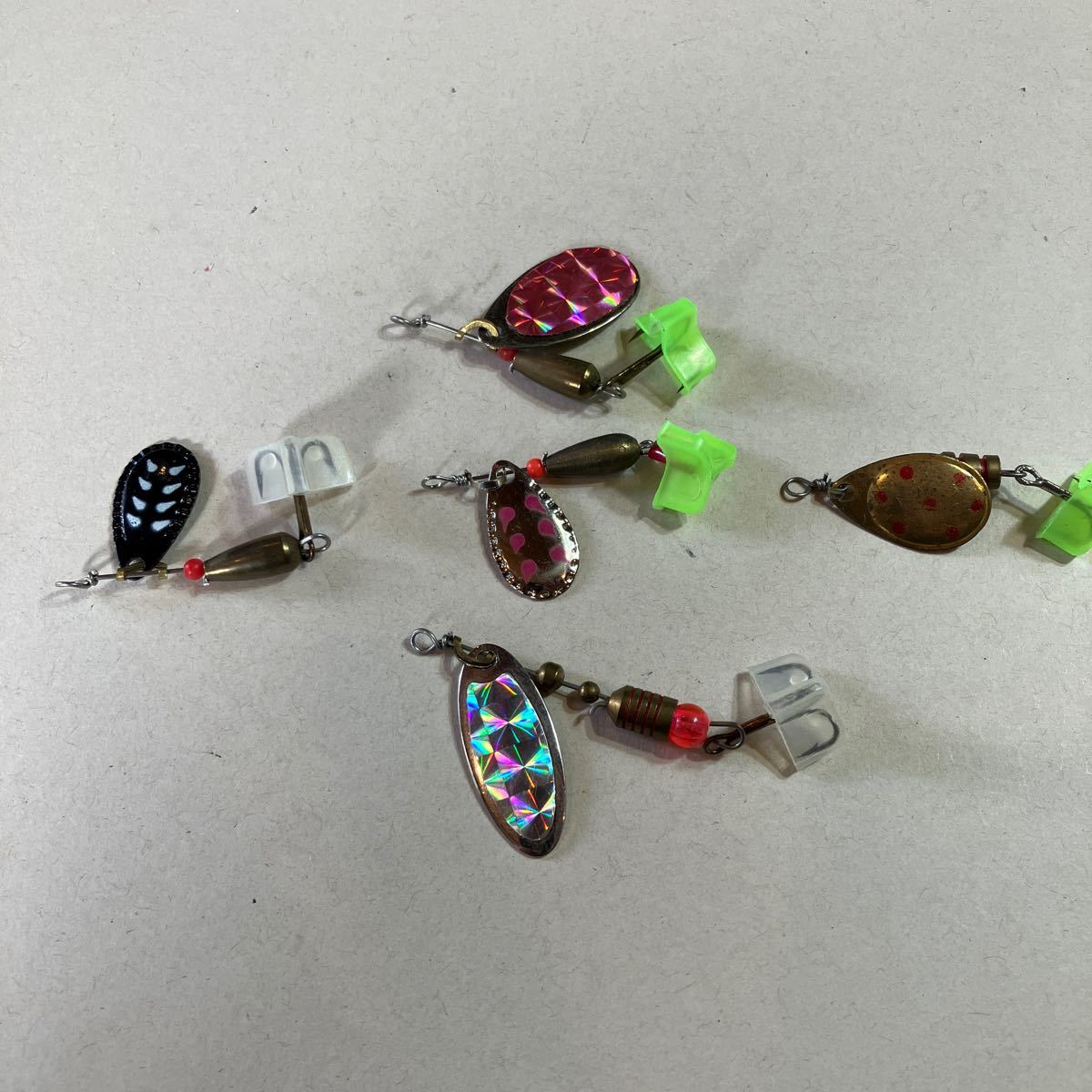 スピナー 5こ 新品4つ 文字入り1つ拍卖