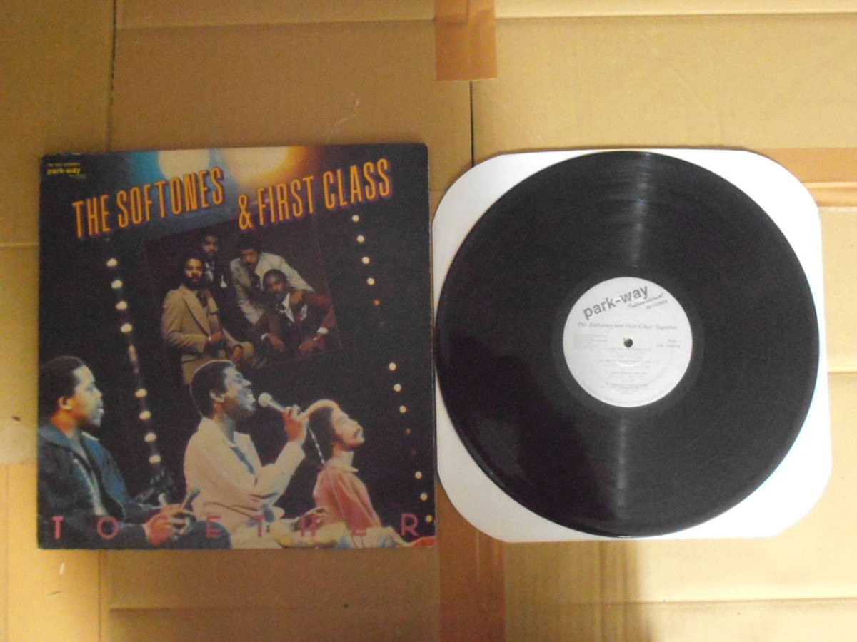 LP The Softones And First Class 「… TOGETHER」 貴重 輸入盤 PA-1001 ジャケットに色剥げと天地背の軽い擦れ 全7曲拍卖