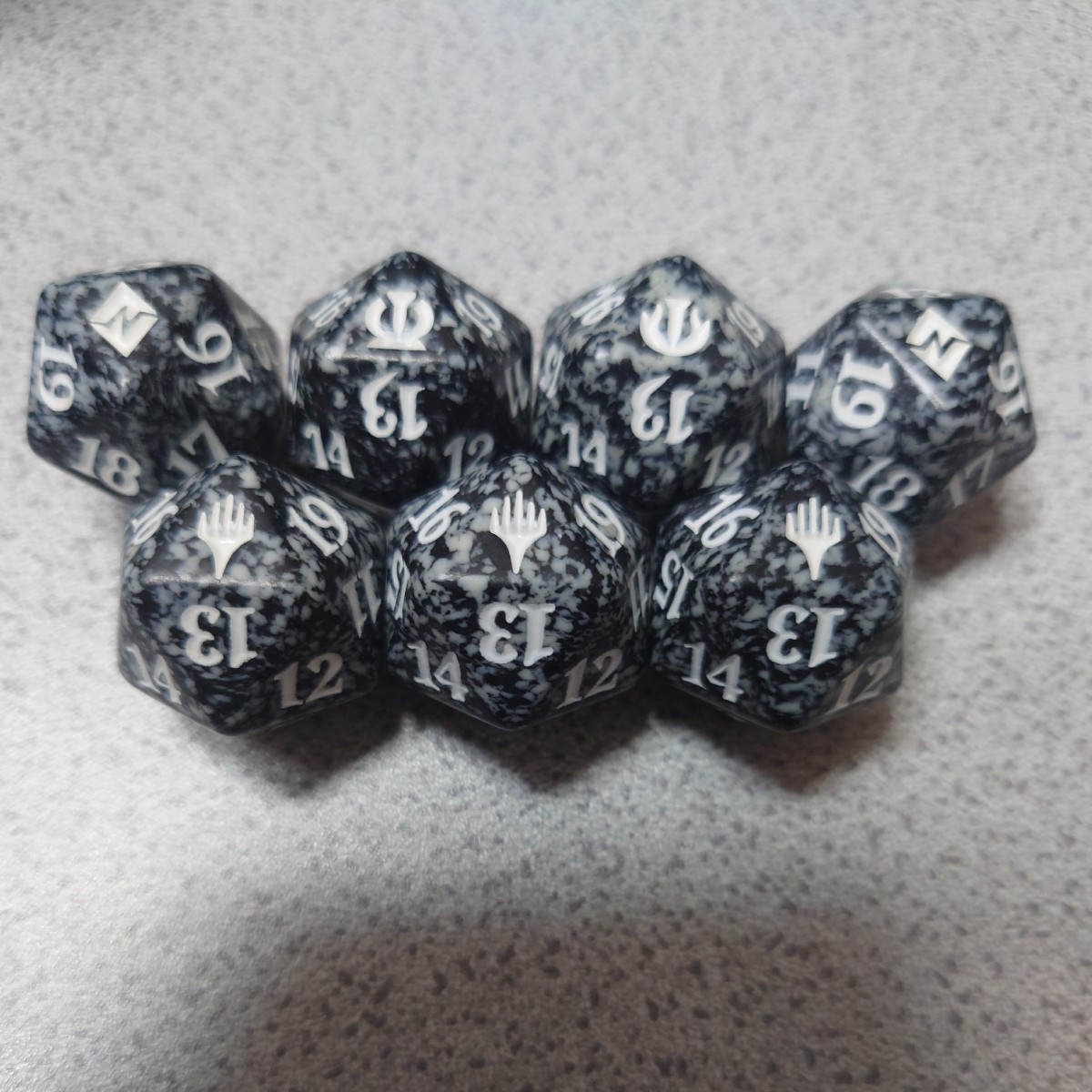 MTG LTR 黒 20面スピンダウンライフカウンター 7個セット ダイス 即決拍卖