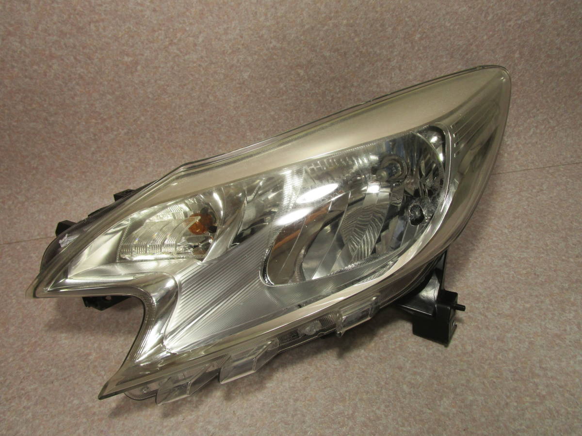 ノート E12 ヘッドライト 左 ICHIKOH 1868 26060-3VA0C ハロゲン拍卖