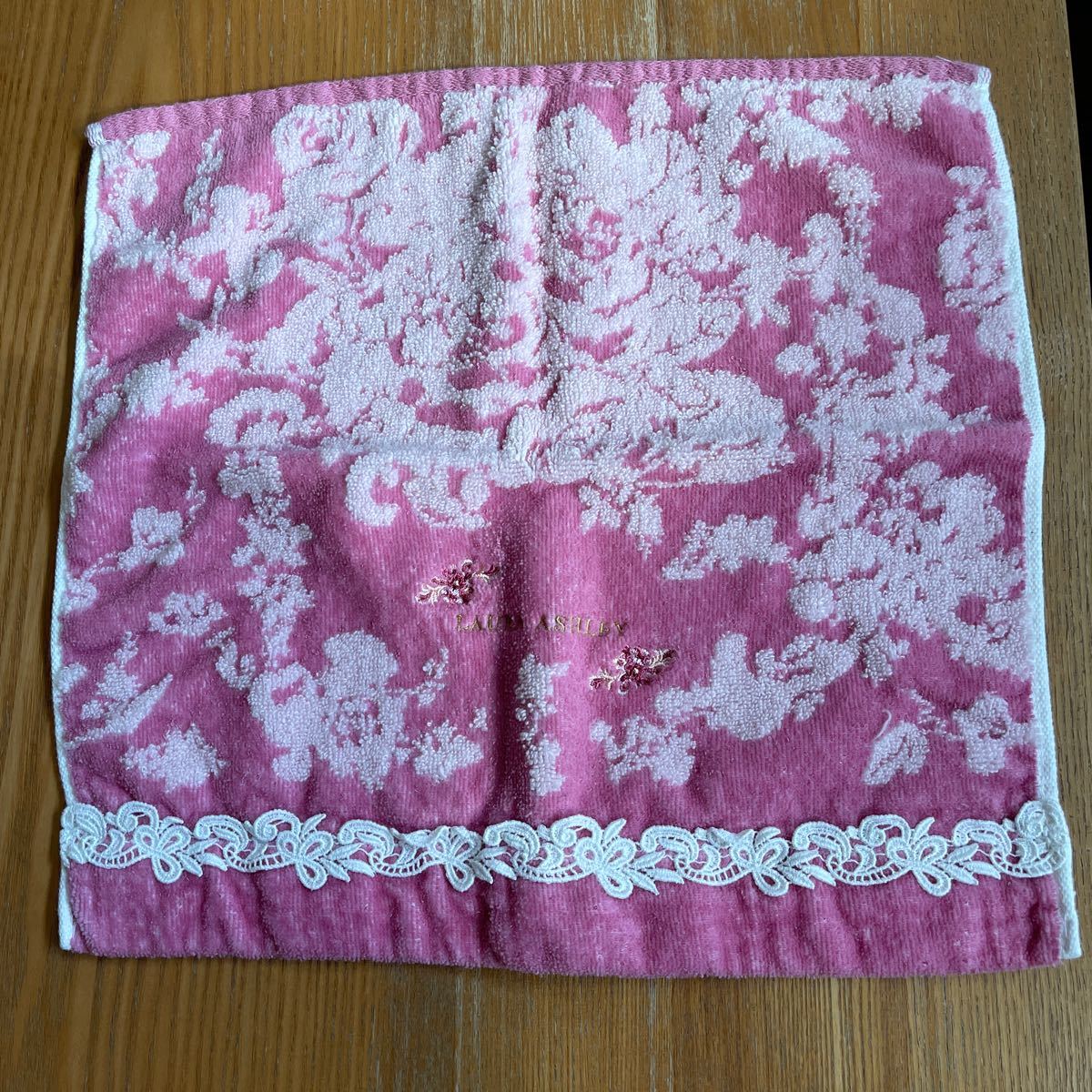 超美品 ローラアシュレイ ゲストタオル タオルハンカチ拍卖