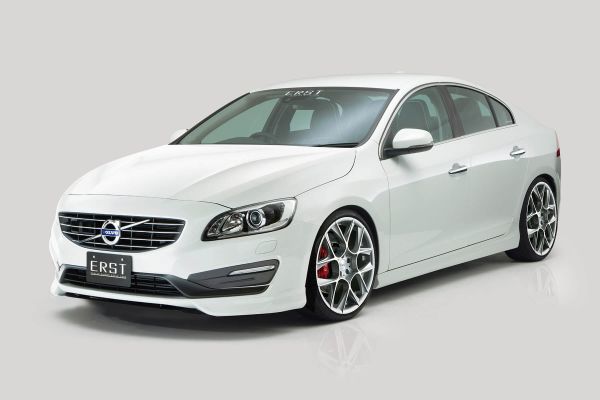 エアスト ERST VOLVO S60 FB/FD 2014-2017 フロントリップ/センターフラップ/サイドスカート/リアスカート/マフラー セットカッター拍卖