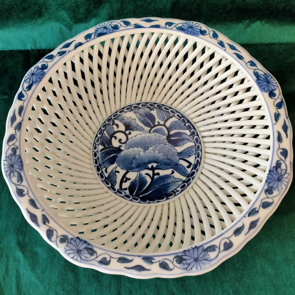 良品 有田 琴峰窯  菓子鉢  平戸編み目 染付 茶道  懐石  おもてなし  拍卖