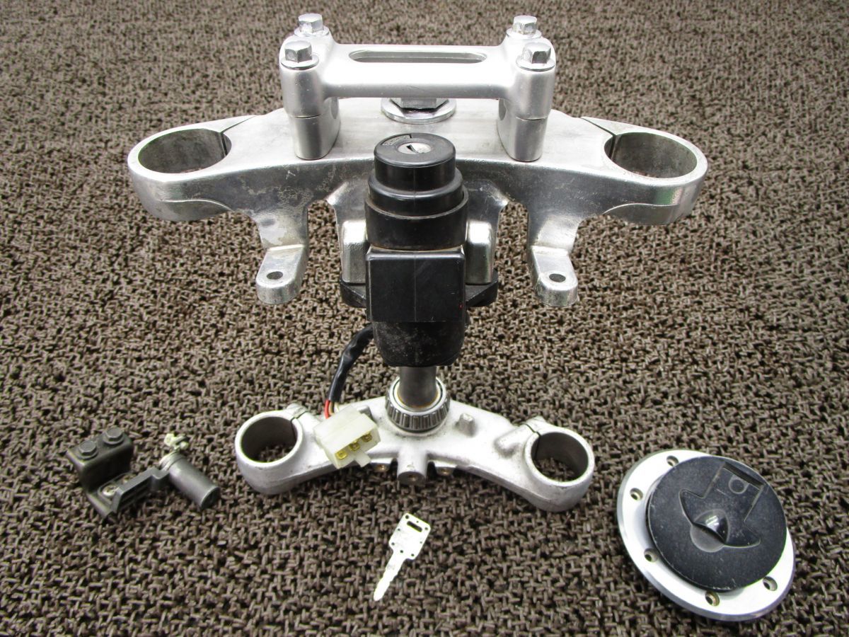 ゼファー400 トップブリッジ ステム メインキーセット ▲L119 タンクキャップ!ZR400C カワサキ 【 ZX400AE 】 ZEPHYR拍卖