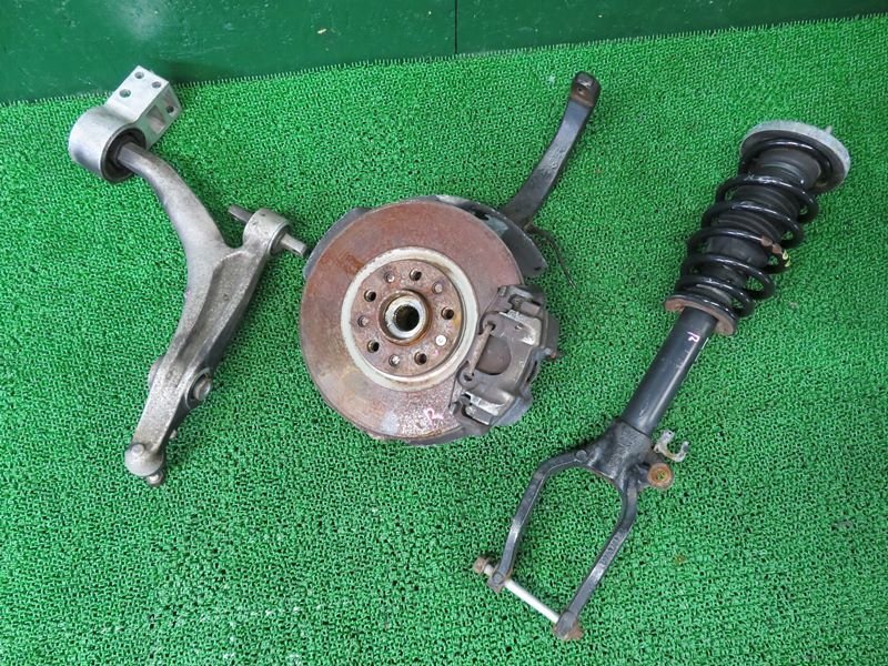 『psi』 アルファロメオ ABA-93922 159 2.2JTS 939A5 右フロントストラット(ナックル & ロアアーム 付き)74,778km H19年式拍卖