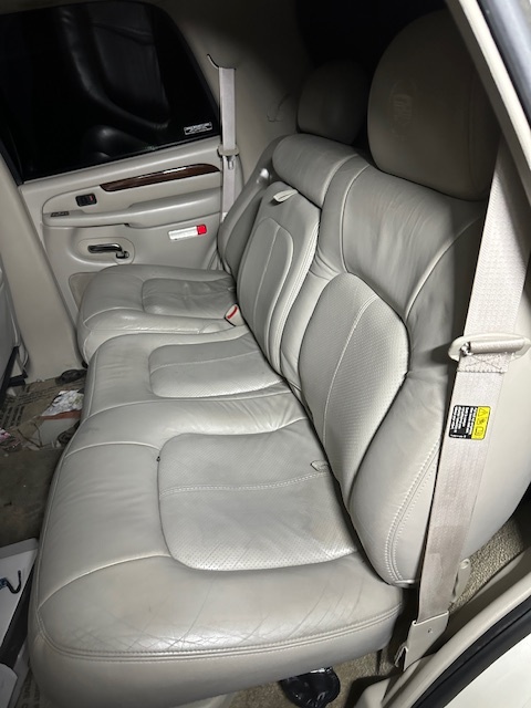 キャデラック エスカレード 2002 セカンドシート 左右セット リクライニングできます。 リクライニングキット 拍卖