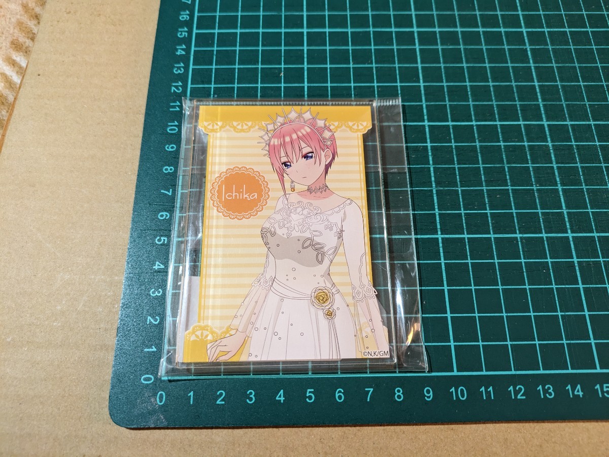 映画「五等分の花嫁」 パネルスタンドmini Ver. Antique Doll01 中野一花拍卖