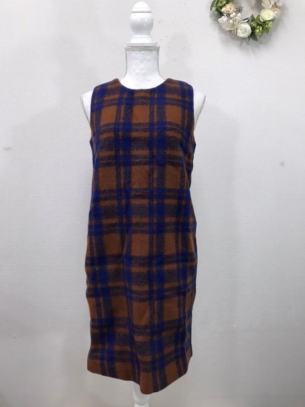 2211 【 glamarous garden グラマラスガーデン 】新品本体価格¥7,400 袖無しワンピース サイズ:S 色:茶・青拍卖