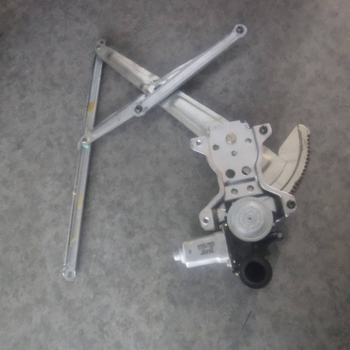 ラパンHE21SアルトラパンK6Aターボ右フロントドア運転席ウィンドウ窓レギュレーター ウィンドー モーター パワーウインドウレギュレーター拍卖