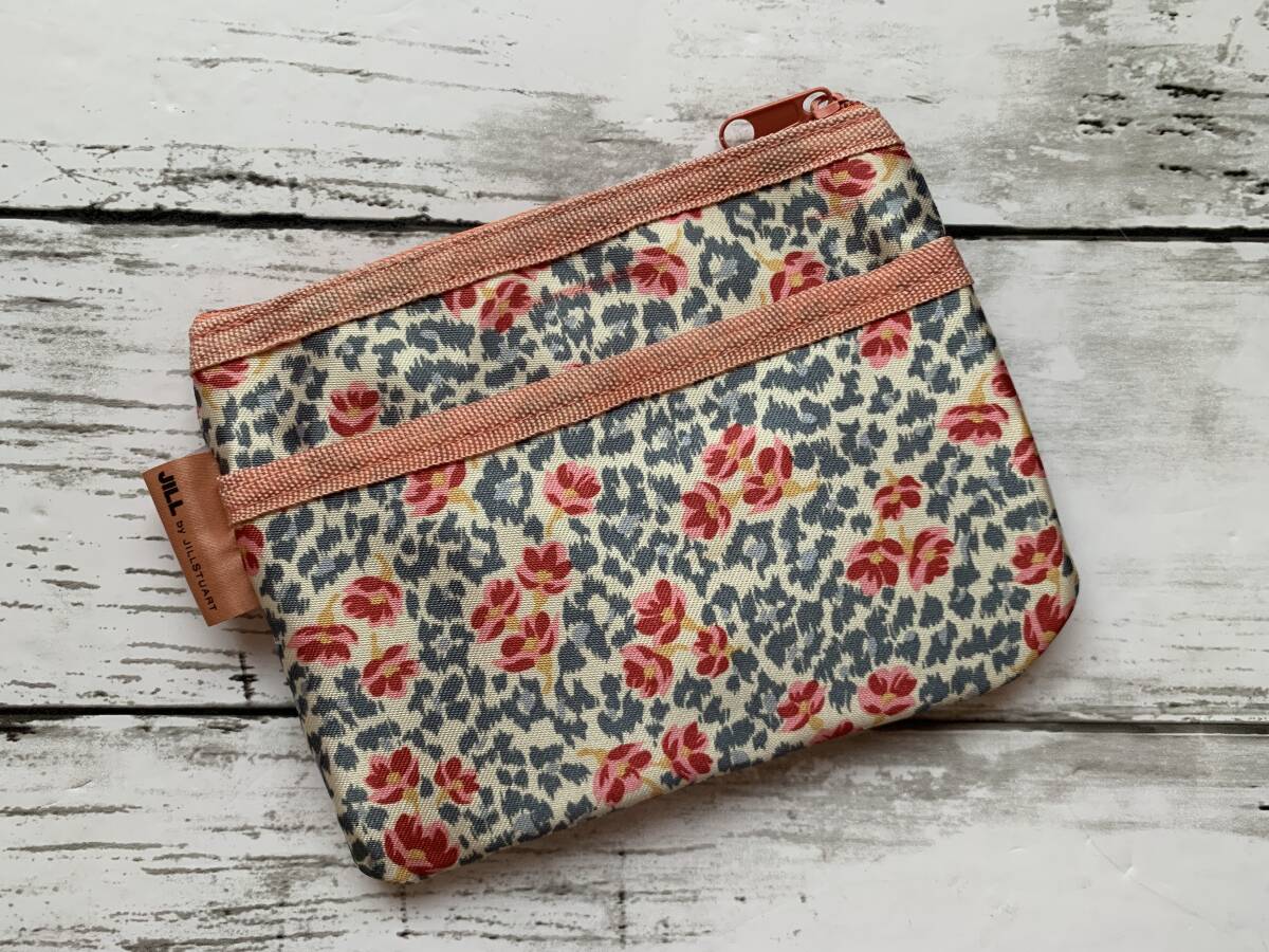 未使用★ジルスチュアート/JILLSTUART★ティッシュケース 付き ポーチ メイクポーチ拍卖