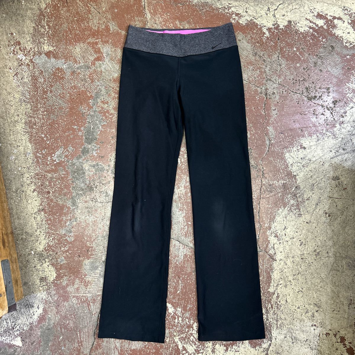 NIKE ナイキ dri-fit レジェンド スリム ロングパンツ 黒 M レディース 八f1拍卖