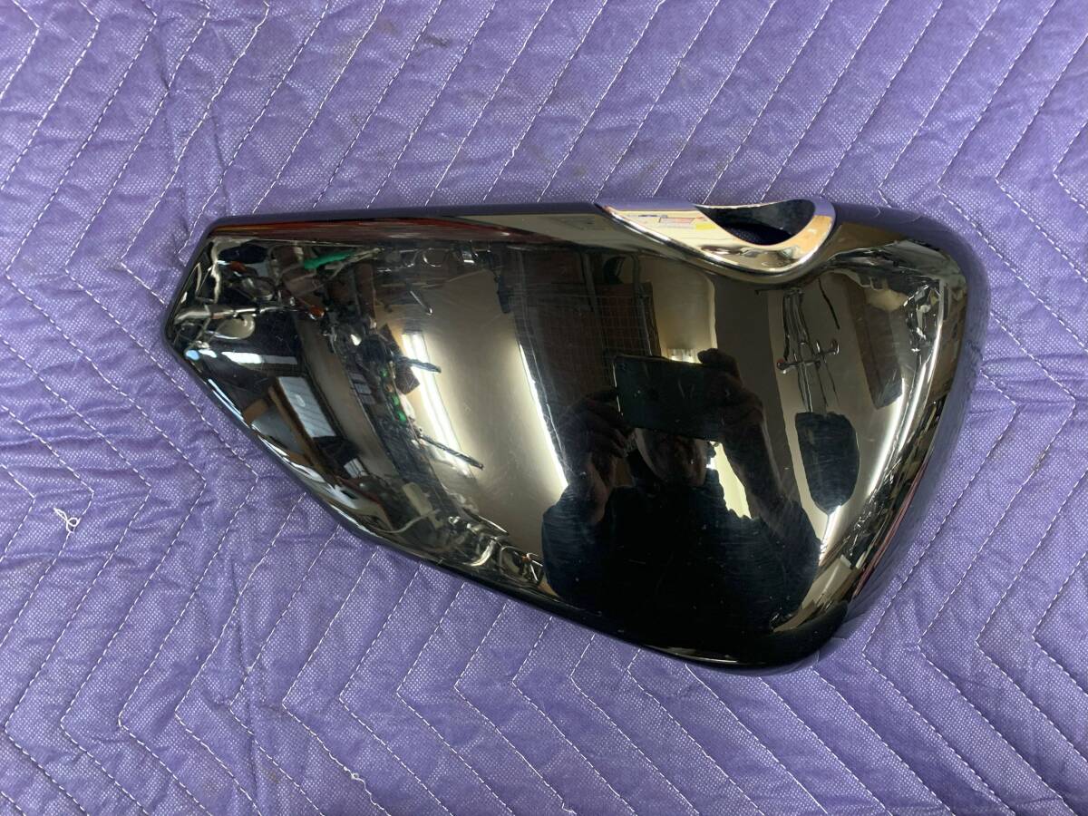 ハーレー スポーツスター 年式車種不明 サイドカバー 右のみ 片側1個 中古品 拍卖