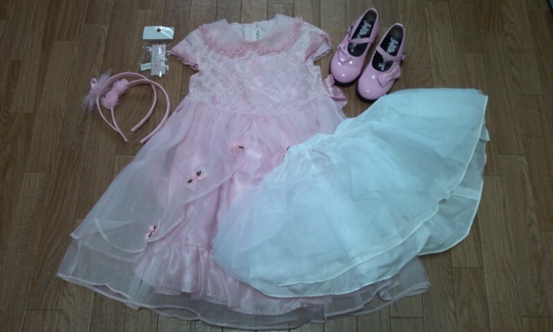 【中古品】120サイズ女の子ドレス ストラップシューズ Ms.COCO 17.0サンリオ ジュエルペットモデル セット ①拍卖