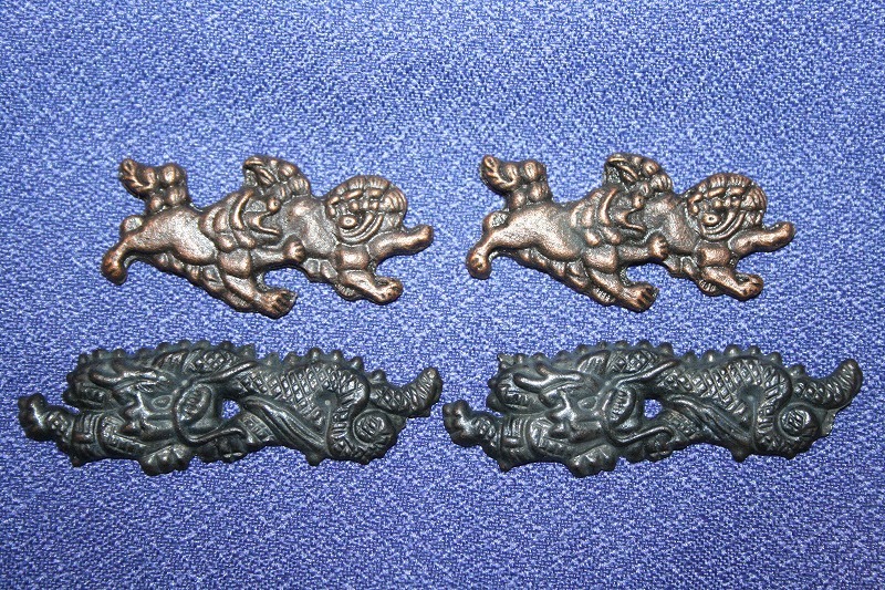 未使用! 現代製目貫二組セット・連獅子図、飛龍図・ 堅牢!未使用! 拍卖