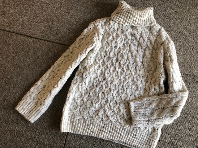★新品ZARAザラ暖かタートルケーブルニット130★白拍卖