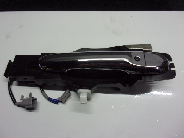 Y【2678】ノート HE12 2017年式 左フロントドア アウターキャッチ メッキ スマートキー 棚Y27拍卖