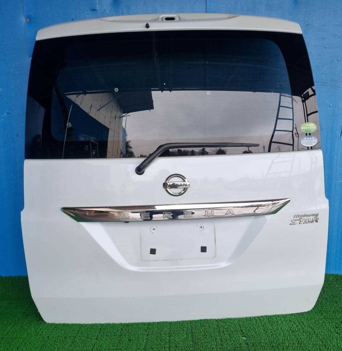ニッサン セレナ FPC26 バックドア (QAN ホワイトパール)拍卖