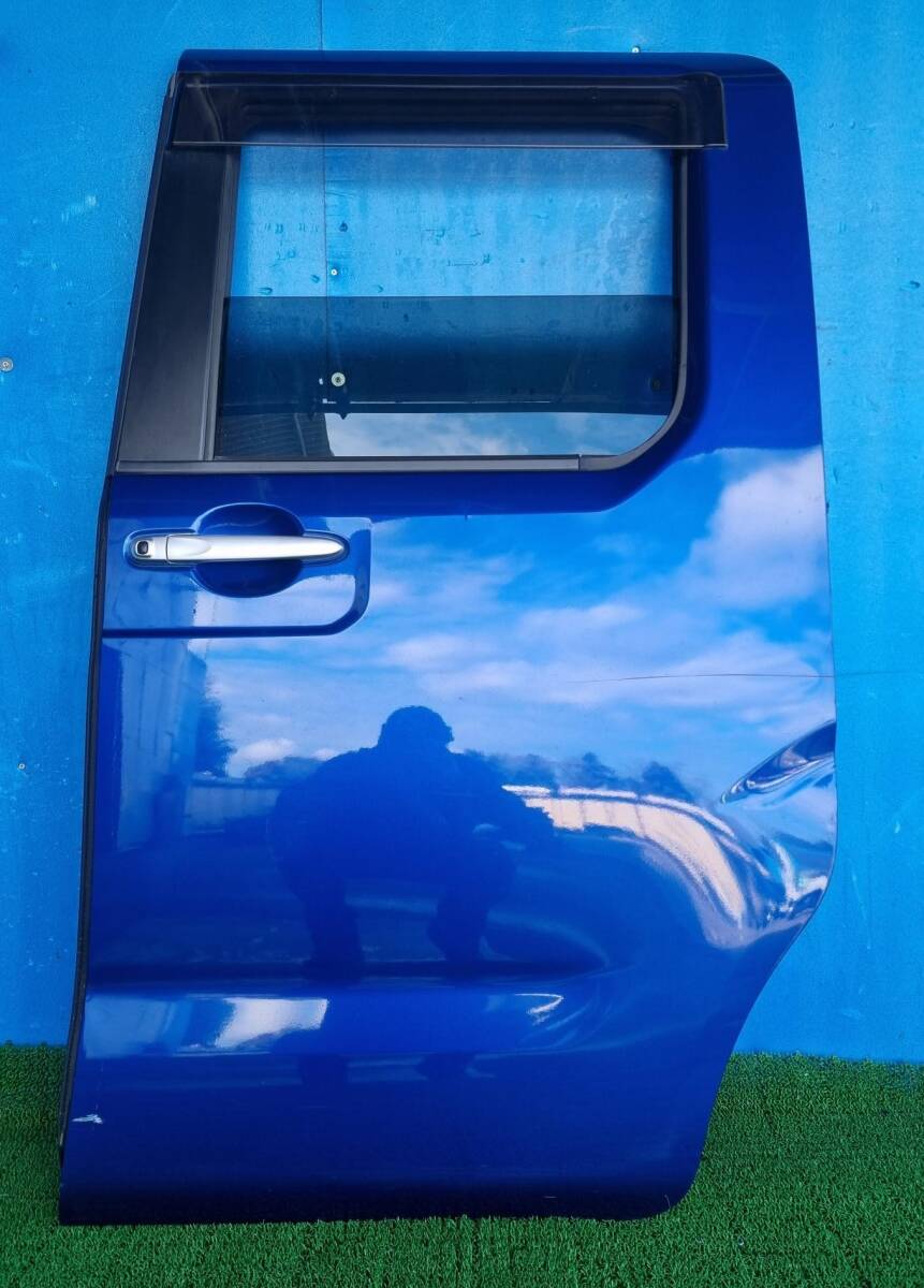 ダイハツ ウェイク LA700S リアドア 左 (B58 ブルーマイカ)拍卖