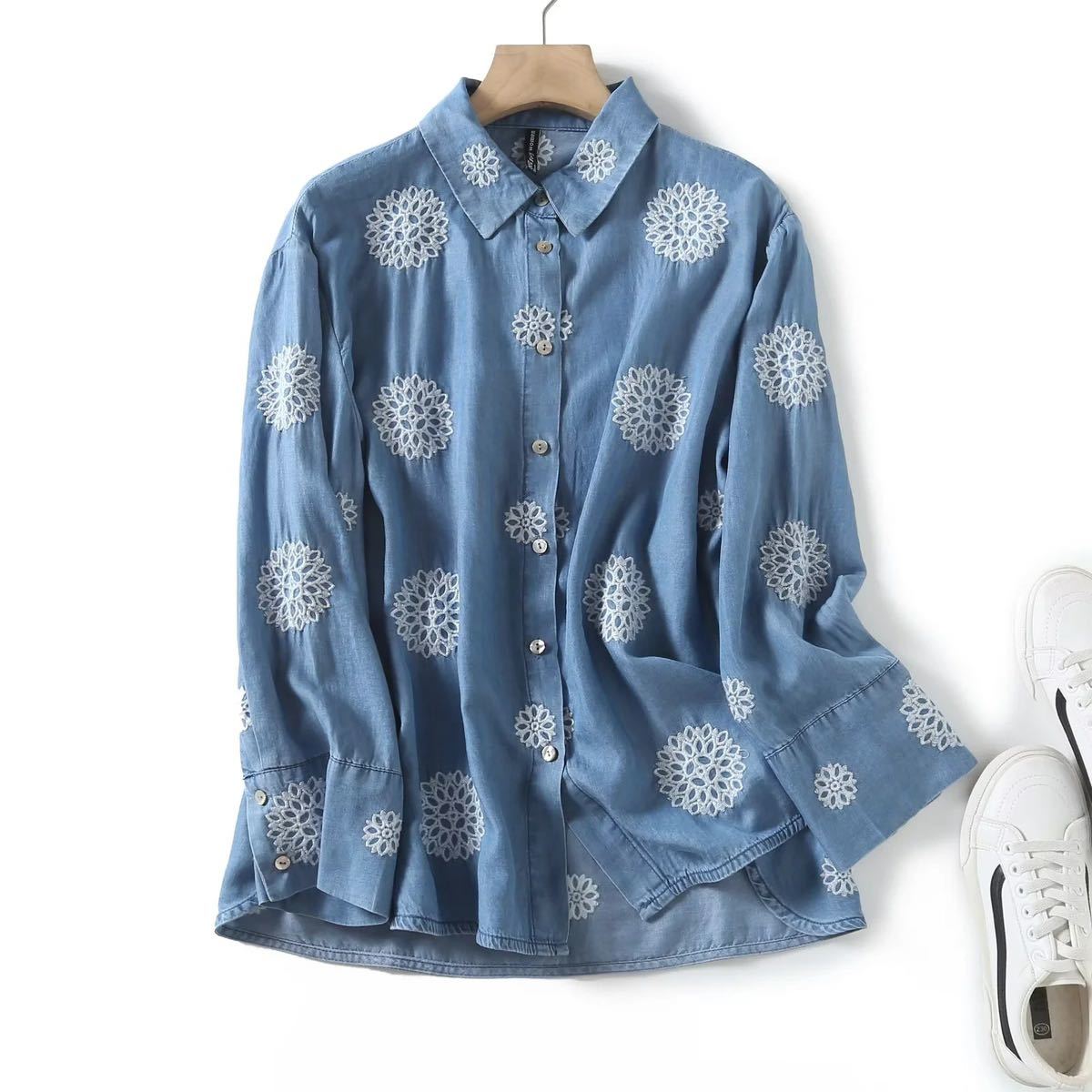 レディーストップス デニム長袖シャツ 綿コットン肌触りいい 通気性いい 長袖ブラウス 精美刺繍拍卖