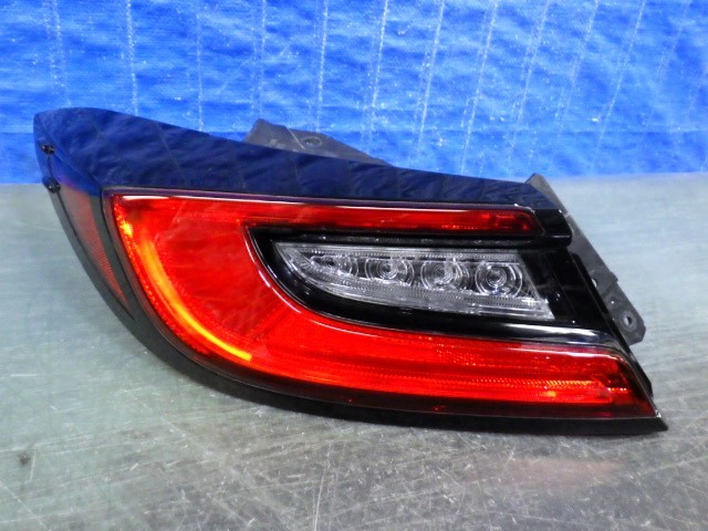 S1396 GR86 ZN8 左テール LED D258 84201 CC010 MA BRZ ZD8 美品拍卖
