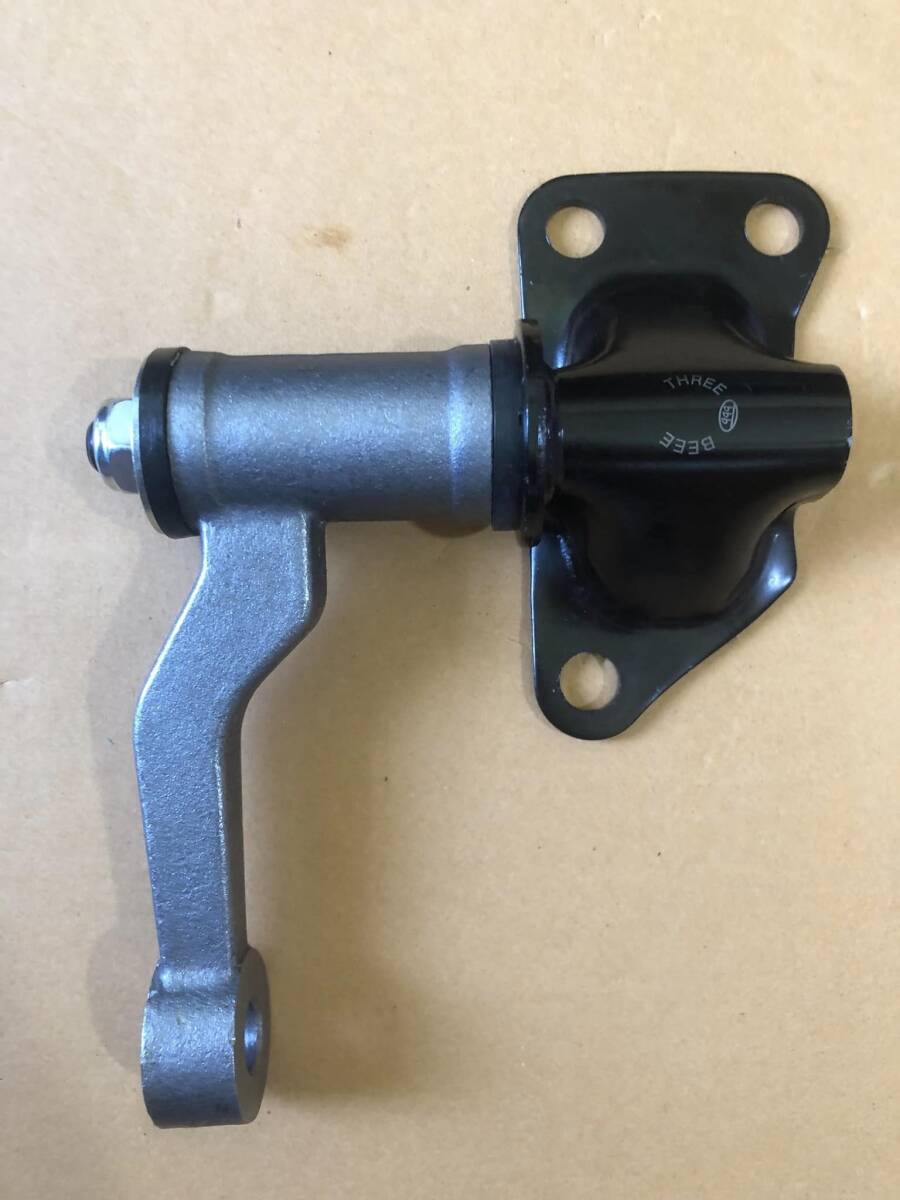 ダットサン トラック D21 D22 用 社外 アイドラアーム 日産 ハードボディ フロンティア ※ステッカー1枚プレゼント拍卖