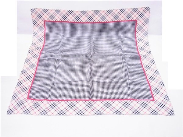 ◎ BURBERRY ◎ バーバリー スカーフ ノバチェック 千鳥格子 レッド×ベージュ×ブラック ◎USED拍卖