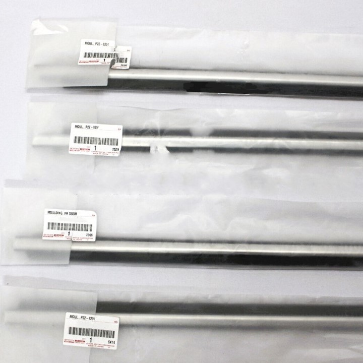 ★未使用 純正 セルシオ UCF30 31 モールディング フロントドア リヤドア ベルト 左右セット 4点 RH LH 水切り ゴム トヨタ TOYOTA純正部品拍卖