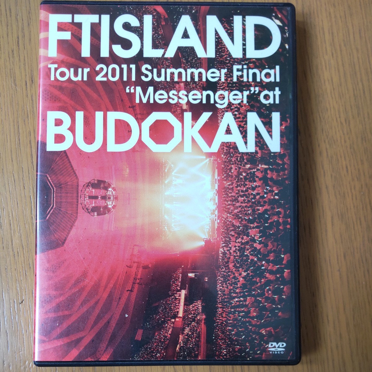 Tour 2011 Summer Final“Messengerat BUDOKAN/FTISLAND拍卖