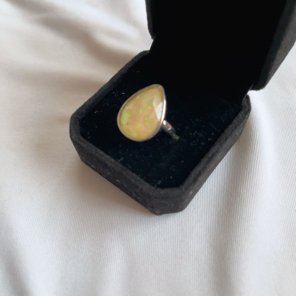 新品★ホワイト★涙型★オパール風リング★指輪★10号指輪 リング拍卖