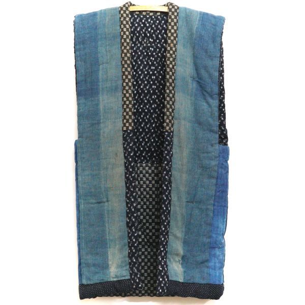 4036SR◆野良着/袖無し/藍染/木綿/綿入れ/蚊絣/藍無地/昭和レトロ/ヴィンテージ古着/ベスト/古布/AIZOME JAPAN VINTAGE拍卖