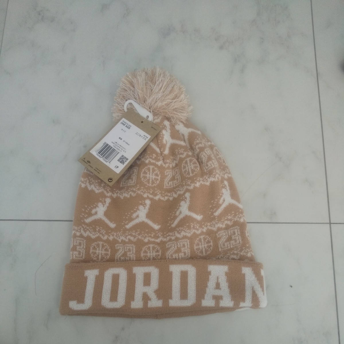 ナイキ ジョーダン ニットキャップ ビーニー キャップ 新品未使用 定価税込み4400円 FN4673-200 57〜59 パーカー ニューエラ拍卖