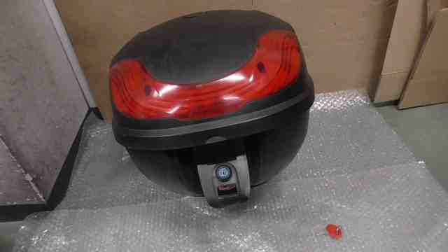 トゥデイ FI AF67 の トランクボックス リアキャリア *1709085805 中古拍卖