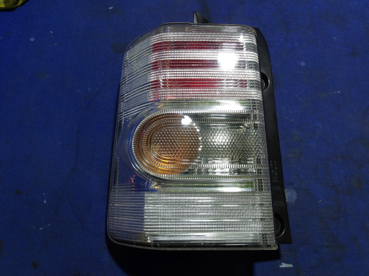 【B】ダイハツ ムーヴコンテ L585S/L575S 純正 左テールランプ TOKAIDENSO 20509拍卖
