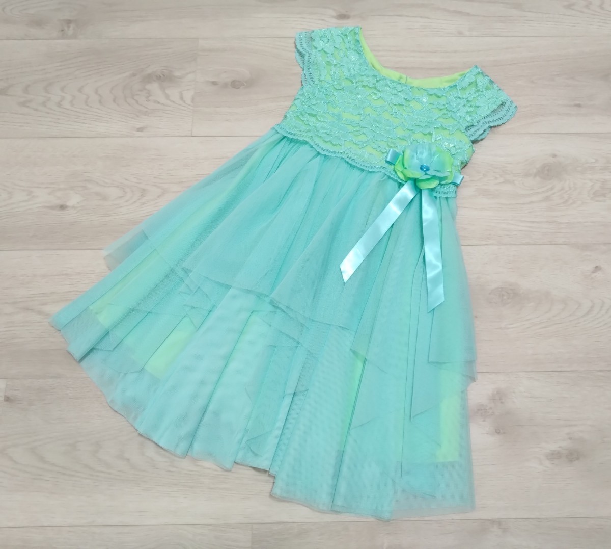 美品★コストコ★プリンセスドレス★110cm120cm★ピアノ発表会/パーティー/結婚式/段フリル/リボン/お姫様拍卖