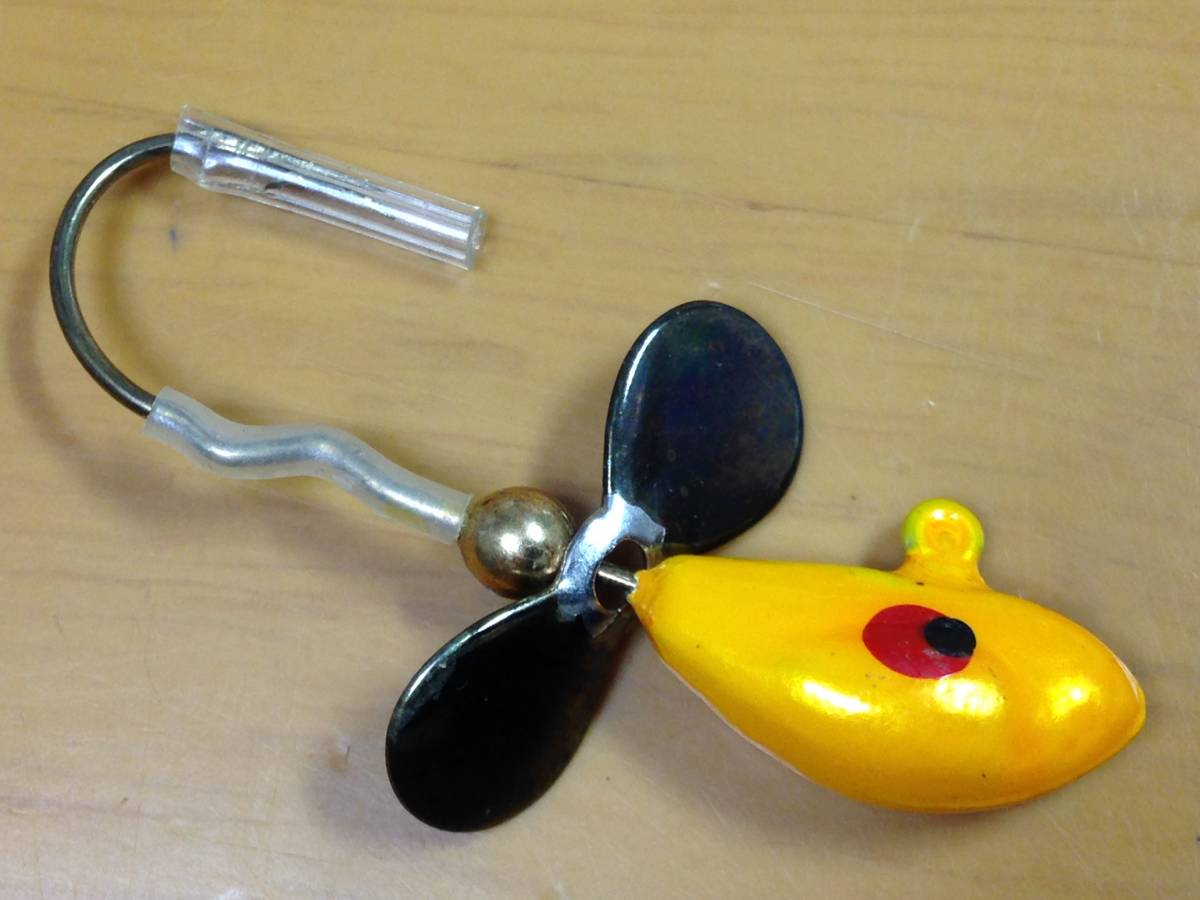 メーカー不明 ペラ付きジグ 5g イエロー 検索用 管釣り エリア トラウト #18-1849-5拍卖