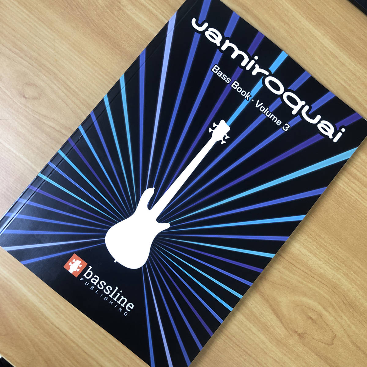 【ベーススコア】ジャミロクワイ/BASS BOOK Vol.3 ★送料無料 楽譜 TAB譜 スチュアート・ゼンダー Jamiroquai拍卖